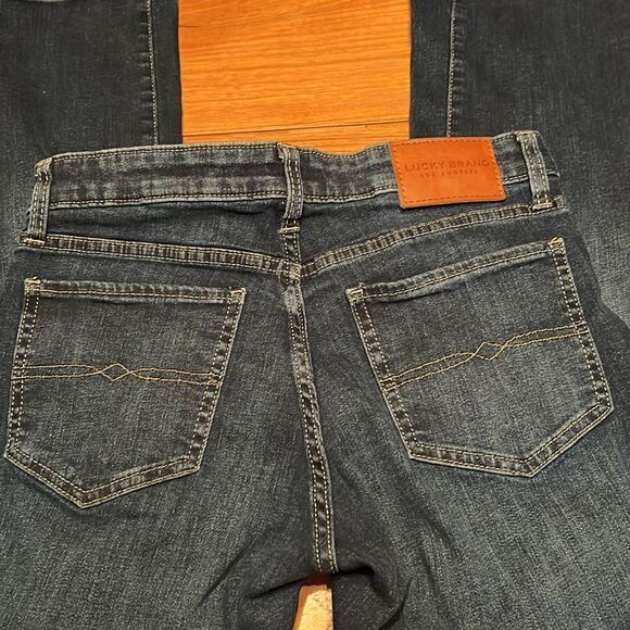 Lucky Brand Sweet Crop Jeans - Picture 4 of 14